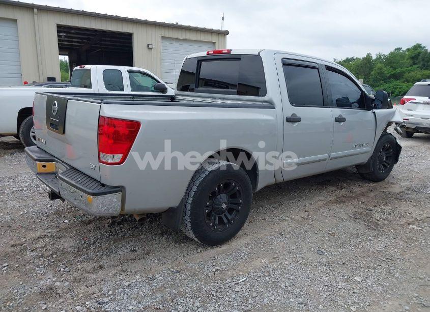 Photo 4 of 2011 Nissan Titan SV (VIN 1N6AA0EDXBN301066)