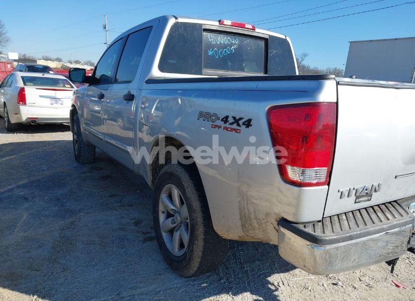 Photo 3 of 2011 Nissan Titan SV (VIN 1N6AA0EJ1BN309319)