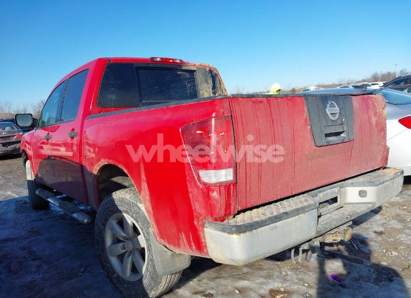 Photo 3 of 2011 Nissan Titan SL (VIN 1N6AA0EJ2BN317557)