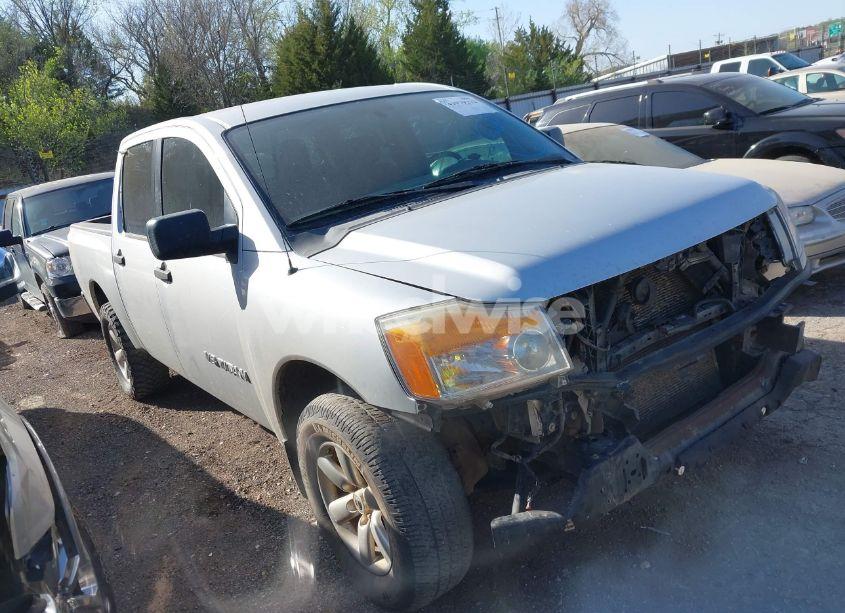 2014 Nissan Titan S (VIN 1N6AA0EJ5EN515621) main photo
