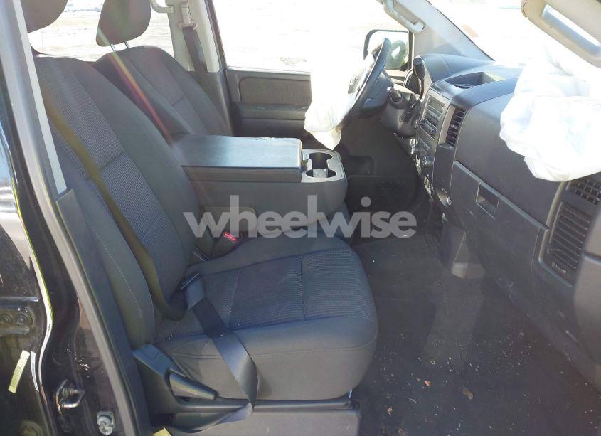 Photo 5 of 2012 Nissan Titan SV (VIN 1N6AA0EJXCN306808)