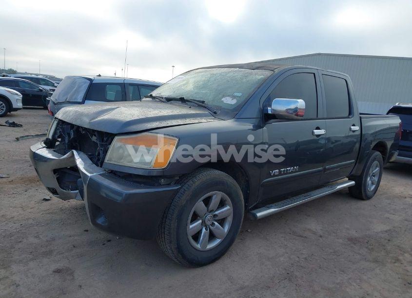 Photo 2 of 2011 Nissan Titan SV (VIN 1N6AA0EK1BN306140)