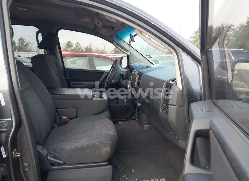 Photo 5 of 2011 Nissan Titan SV (VIN 1N6AA0EK1BN306140)