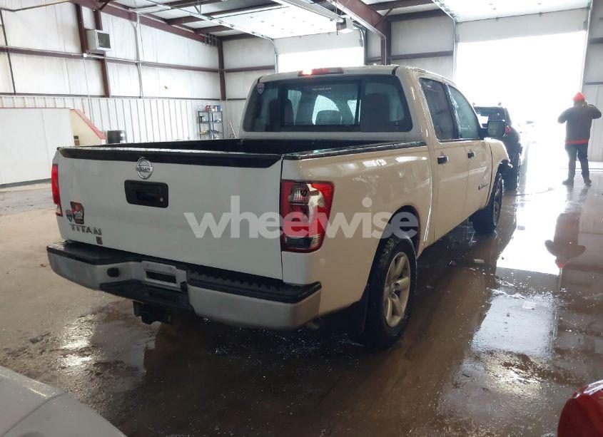 Photo 4 of 2014 Nissan Titan S (VIN 1N6AA0EK2EN510823)