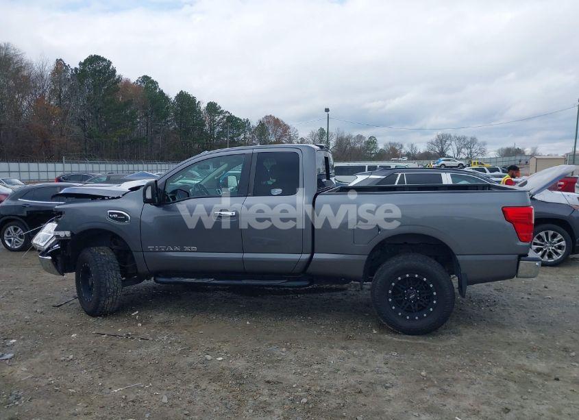 Photo 15 of 2018 Nissan Titan XD SV GAS (VIN 1N6AA1C37JN505015)