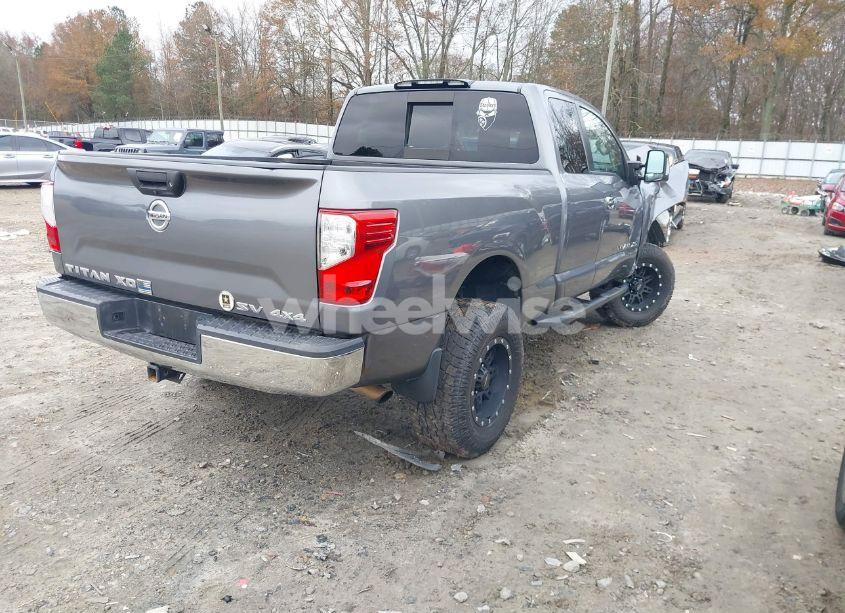 Photo 4 of 2018 Nissan Titan XD SV GAS (VIN 1N6AA1C37JN505015)