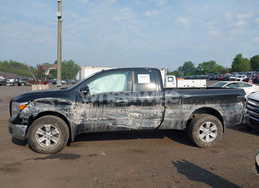 Photo 14 of 2019 Nissan Titan SV (VIN 1N6AA1C55KN522432)