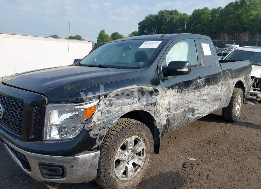 Photo 17 of 2019 Nissan Titan SV (VIN 1N6AA1C55KN522432)