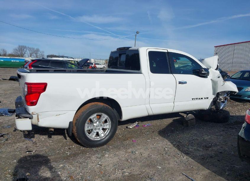 Photo 14 of 2018 Nissan Titan SV (VIN 1N6AA1C61JN501858)
