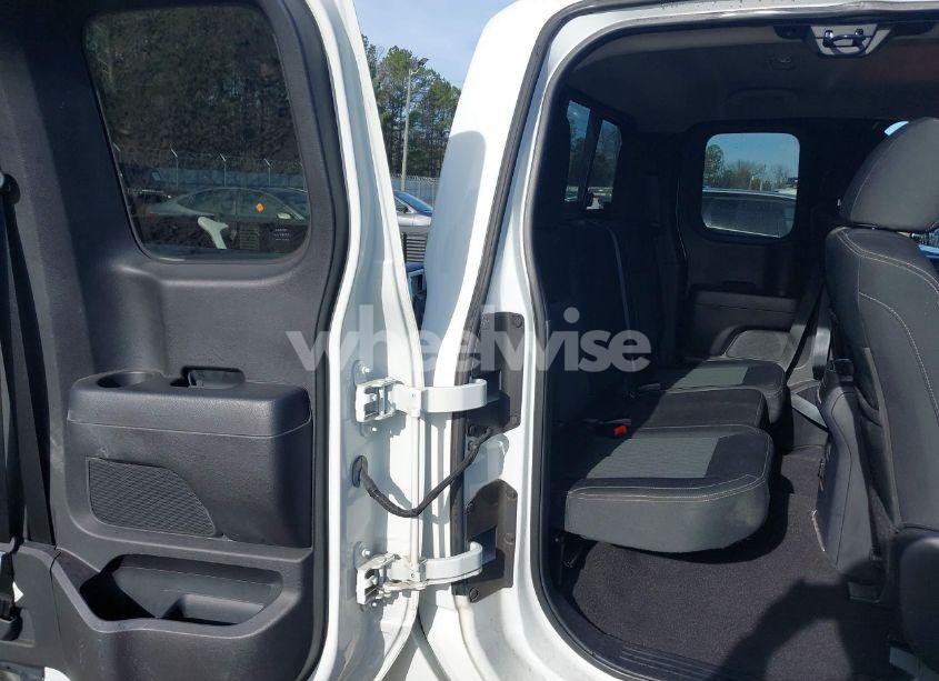 Photo 8 of 2018 Nissan Titan SV (VIN 1N6AA1C61JN501858)