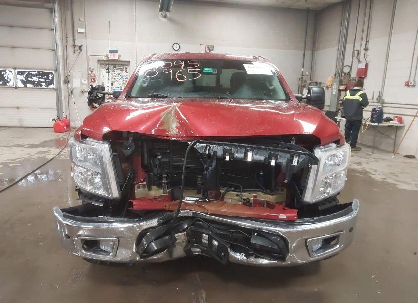 Photo 13 of 2017 Nissan Titan SV (VIN 1N6AA1C82HN553401)