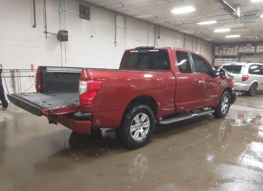 Photo 4 of 2017 Nissan Titan SV (VIN 1N6AA1C82HN553401)