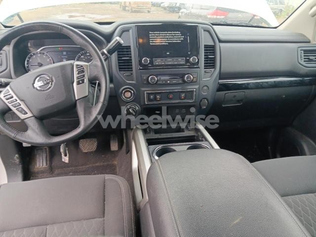 Photo 3 of 2022 NISSAN TITAN SV (VIN 1N6AA1CD3NN103054)