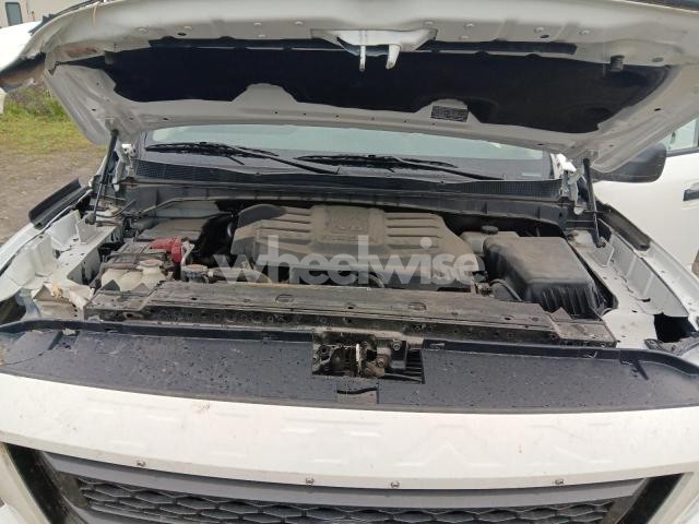 Photo 4 of 2022 NISSAN TITAN SV (VIN 1N6AA1CD3NN103054)