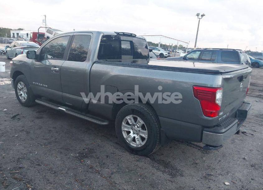 Photo 3 of 2019 Nissan Titan SV (VIN 1N6AA1CK7KN521577)