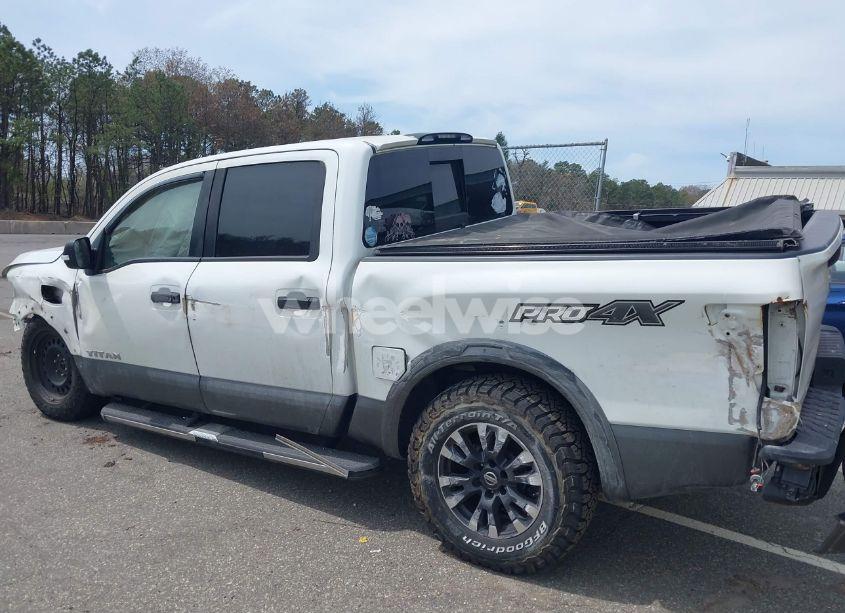 Photo 14 of 2017 Nissan Titan PRO-4X (VIN 1N6AA1E50HN540827)
