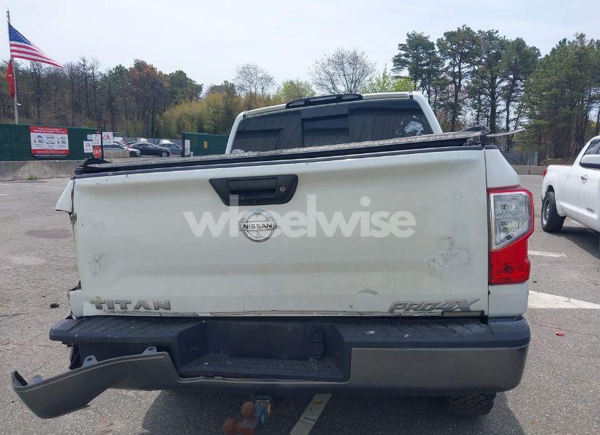Photo 16 of 2017 Nissan Titan PRO-4X (VIN 1N6AA1E50HN540827)