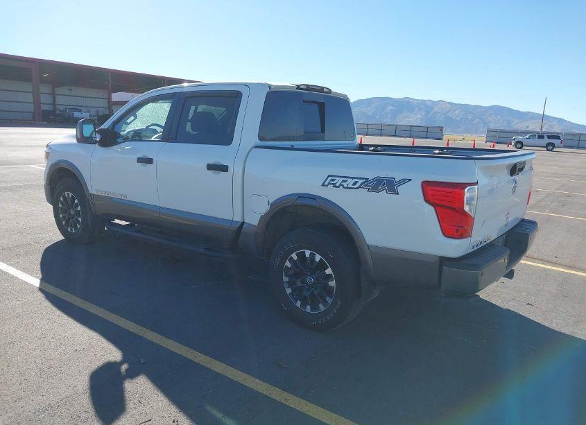 Photo 3 of 2018 Nissan Titan PRO-4X (VIN 1N6AA1E50JN517795)