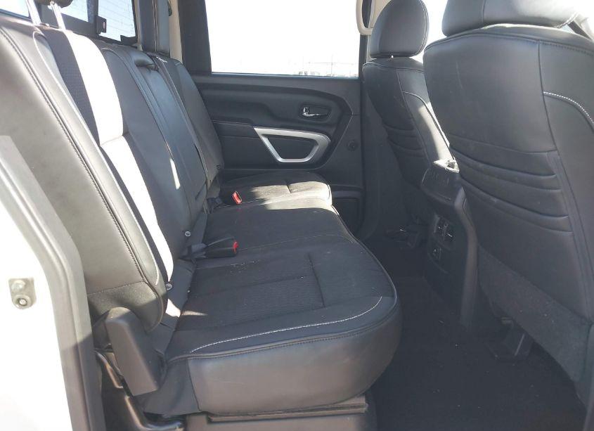 Photo 8 of 2018 Nissan Titan PRO-4X (VIN 1N6AA1E50JN517795)