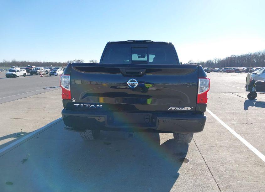 Photo 16 of 2018 Nissan Titan PLATINUM RESERVE/PRO-4X/S/SL/SV (VIN 1N6AA1E50JN535004)