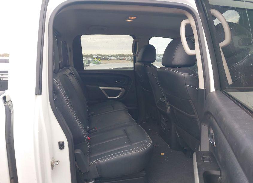 Photo 8 of 2019 Nissan Titan PRO-4X (VIN 1N6AA1E50KN518253)