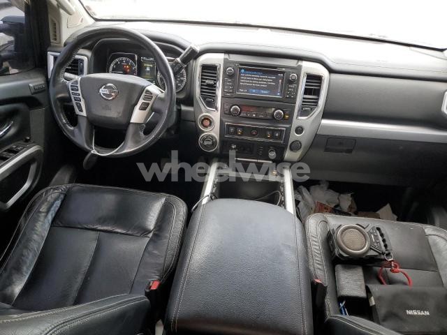 Photo 9 of 2017 NISSAN TITAN SV (VIN 1N6AA1E51HN520456)