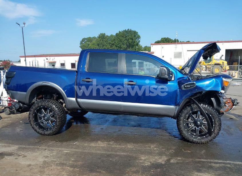 Photo 13 of 2017 Nissan Titan PRO-4X (VIN 1N6AA1E51HN541954)