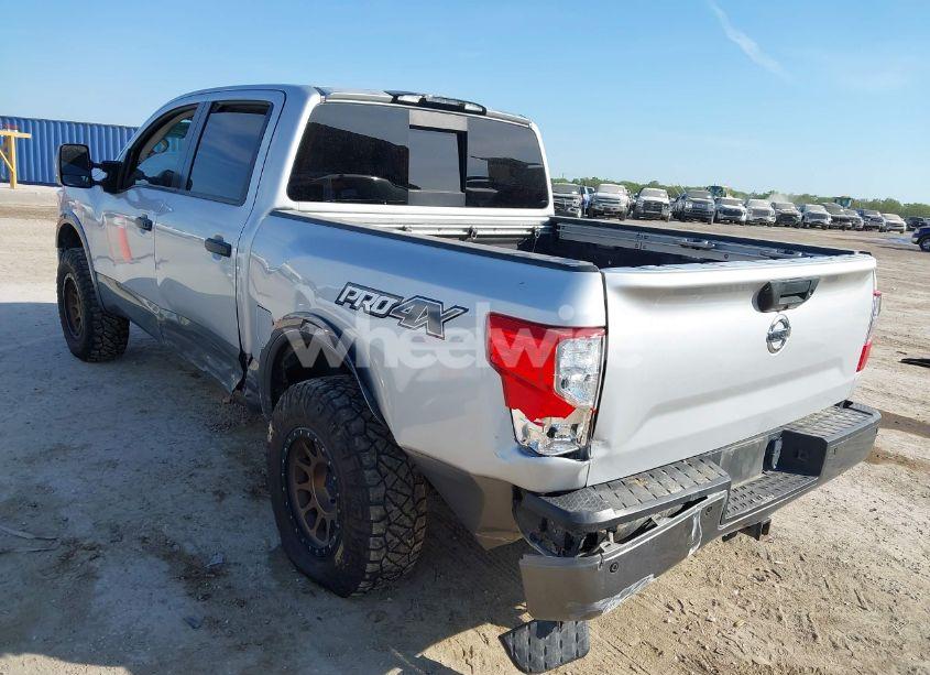 Photo 3 of 2019 Nissan Titan PRO-4X (VIN 1N6AA1E51KN532792)
