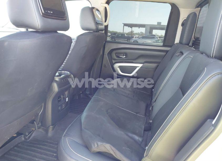 Photo 8 of 2019 Nissan Titan PRO-4X (VIN 1N6AA1E51KN532792)