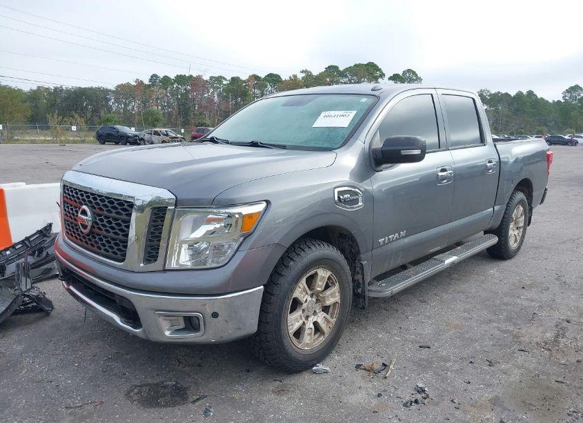 Photo 2 of 2017 Nissan Titan SV (VIN 1N6AA1E52HN573263)