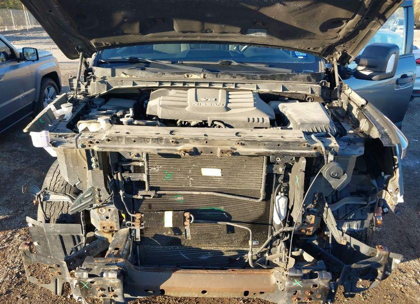 Photo 10 of 2018 Nissan Titan PLATINUM RESERVE/PRO-4X/S/SL/SV (VIN 1N6AA1E52JN546957)