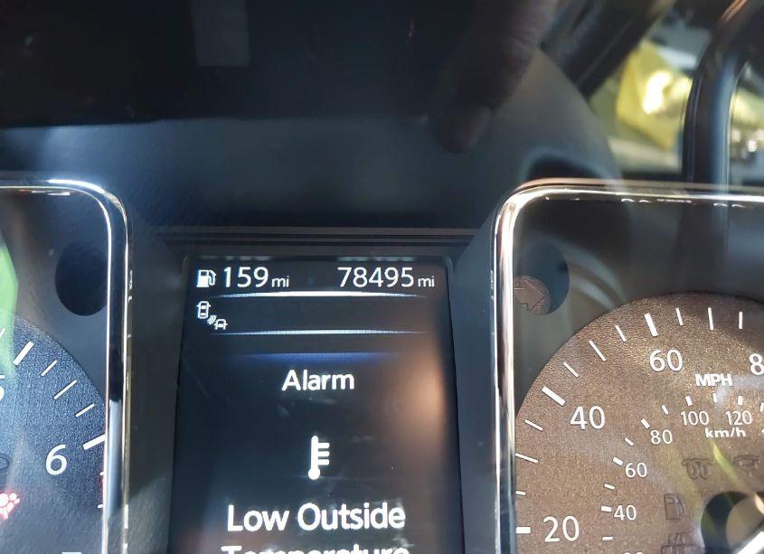 Photo 16 of 2018 Nissan Titan PLATINUM RESERVE/PRO-4X/S/SL/SV (VIN 1N6AA1E52JN546957)