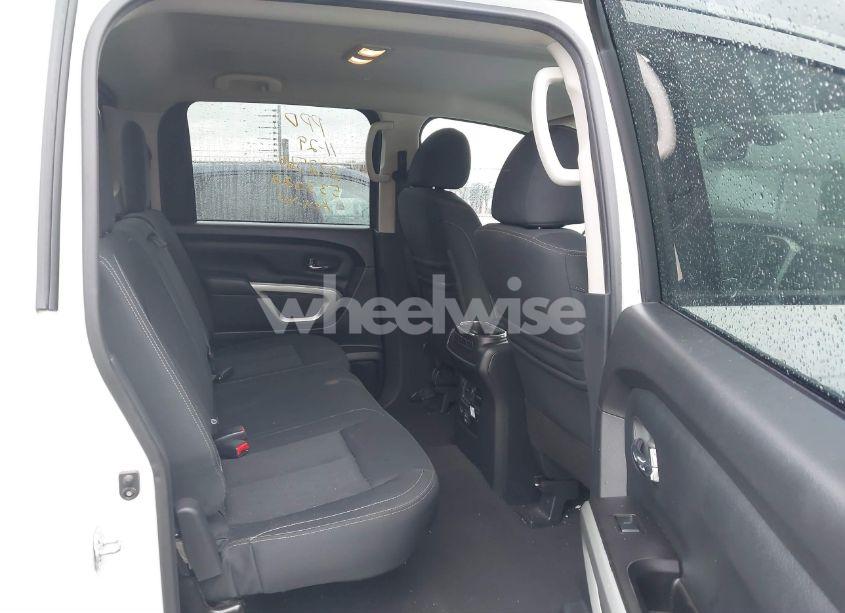 Photo 8 of 2019 Nissan Titan SV (VIN 1N6AA1E52KN533028)