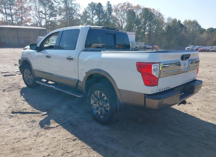 Photo 3 of 2019 Nissan Titan PLATINUM RESERVE (VIN 1N6AA1E53KN506484)
