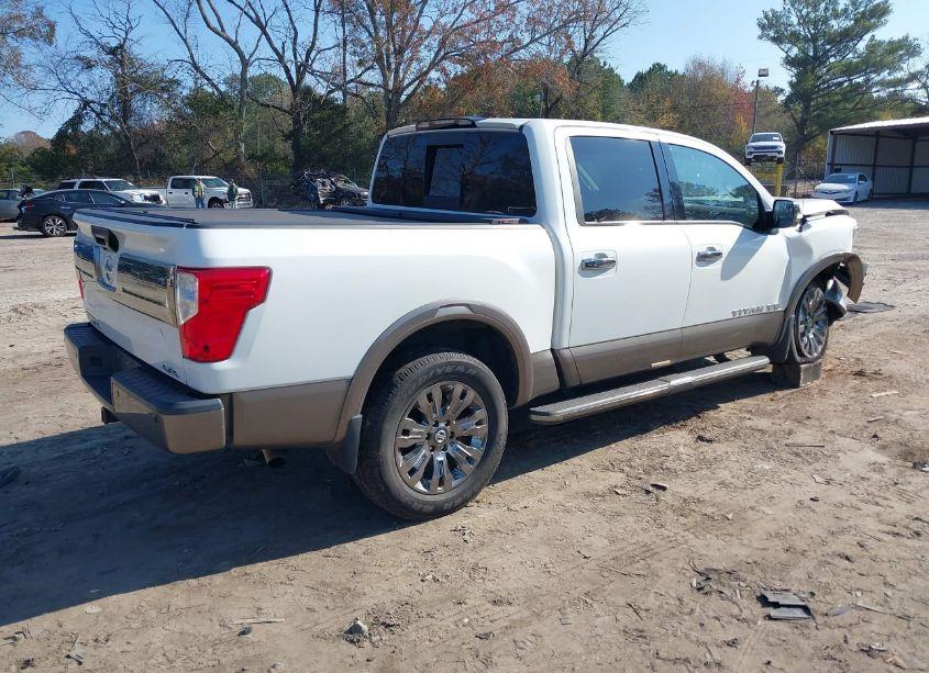 Photo 4 of 2019 Nissan Titan PLATINUM RESERVE (VIN 1N6AA1E53KN506484)