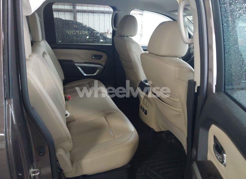 Photo 8 of 2019 Nissan Titan SL (VIN 1N6AA1E54KN514786)