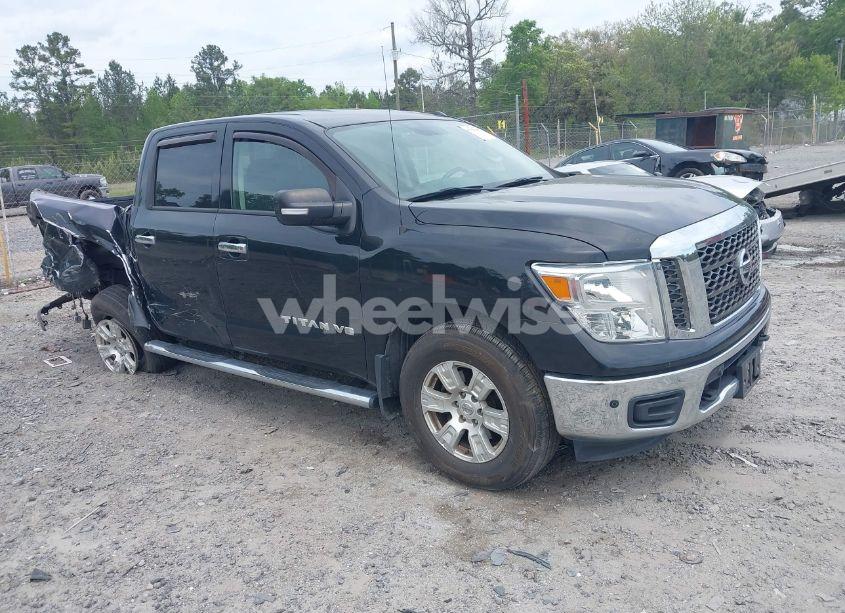 2018 Nissan Titan SV (VIN 1N6AA1E55JN508378) main photo