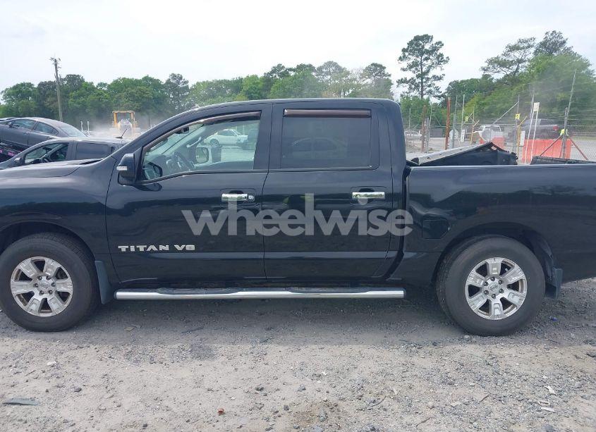 Photo 14 of 2018 Nissan Titan SV (VIN 1N6AA1E55JN508378)