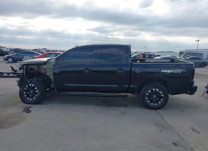 Photo 15 of 2019 Nissan Titan PRO-4X (VIN 1N6AA1E55KN525053)