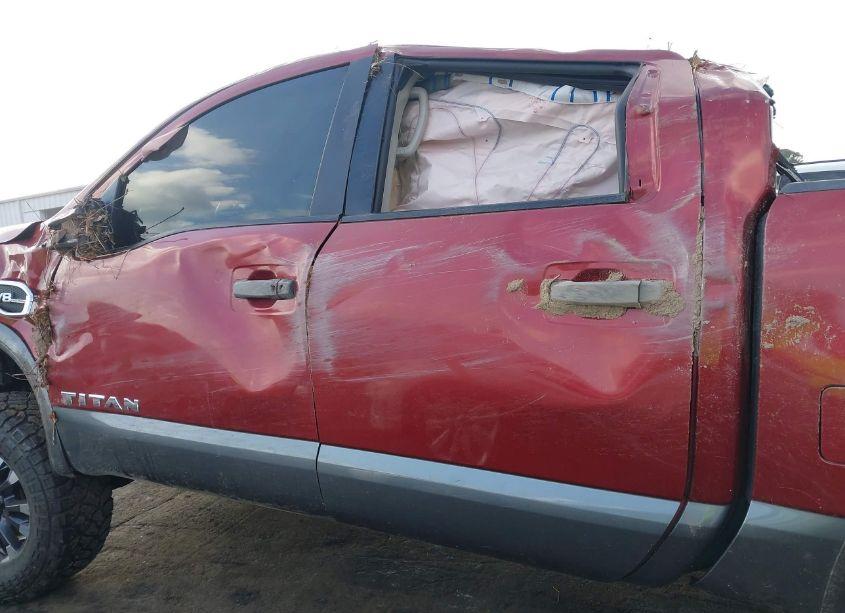 Photo 14 of 2017 Nissan Titan PRO-4X (VIN 1N6AA1E56HN541755)