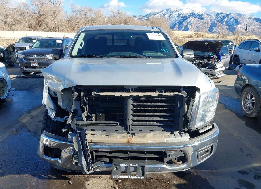 Photo 10 of 2018 Nissan Titan SV (VIN 1N6AA1E56JN509636)