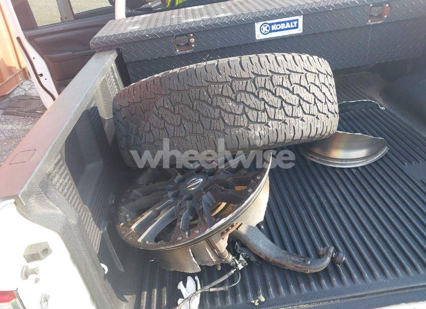 Photo 12 of 2019 Nissan Titan SV (VIN 1N6AA1E57KN535146)