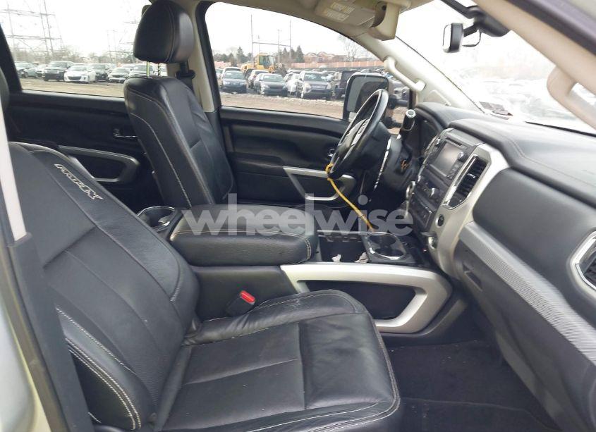 Photo 5 of 2017 Nissan Titan PRO-4X (VIN 1N6AA1E58HN506456)