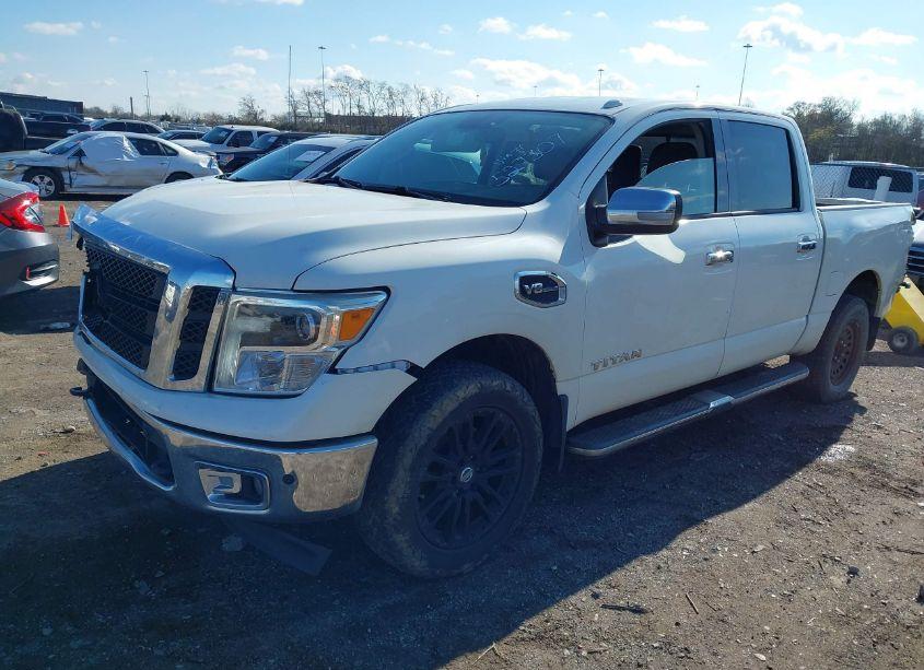 Photo 2 of 2017 Nissan Titan SL (VIN 1N6AA1E58HN527307)