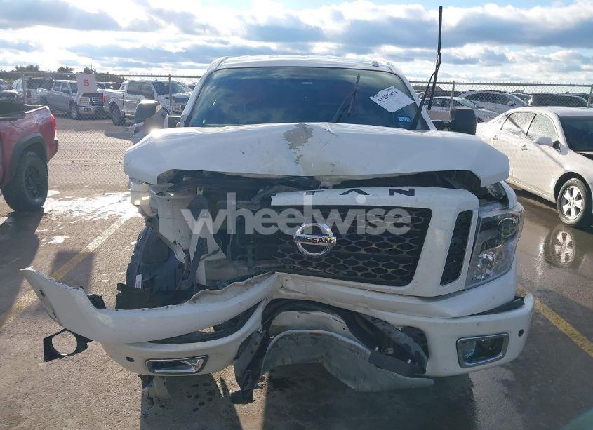 Photo 13 of 2019 Nissan Titan PRO-4X (VIN 1N6AA1E58KN513611)