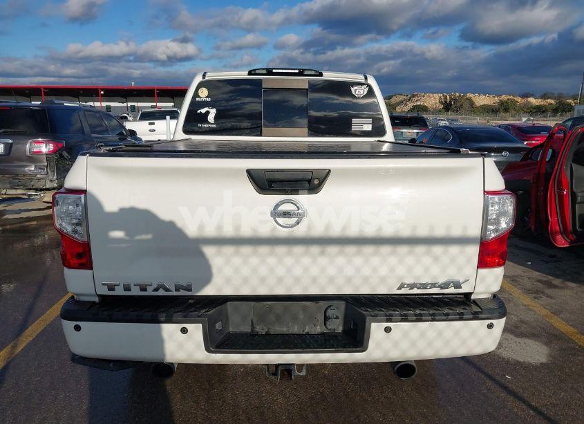 Photo 17 of 2019 Nissan Titan PRO-4X (VIN 1N6AA1E58KN513611)