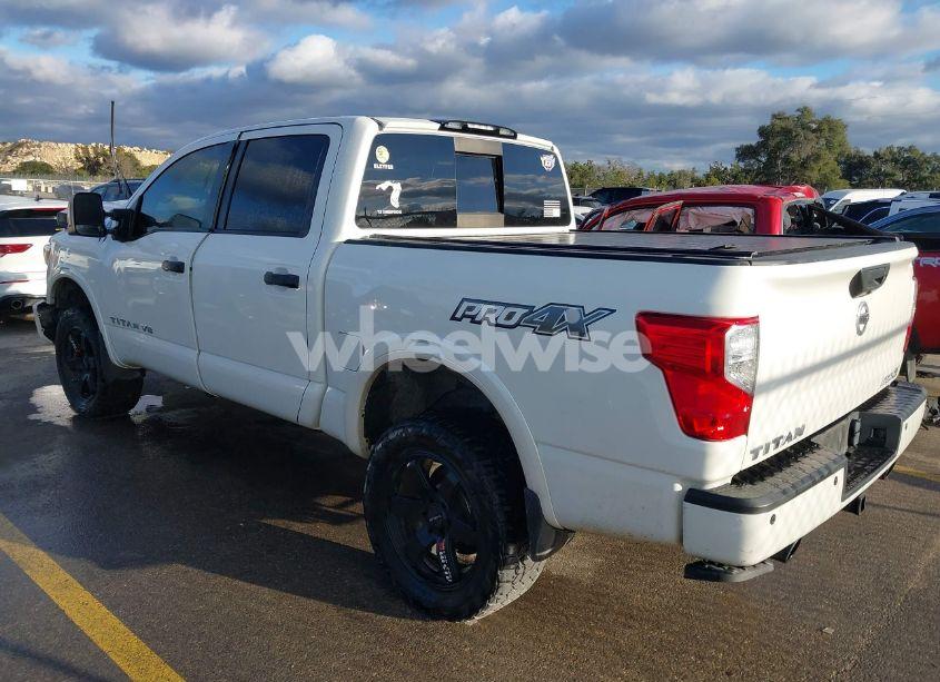Photo 3 of 2019 Nissan Titan PRO-4X (VIN 1N6AA1E58KN513611)