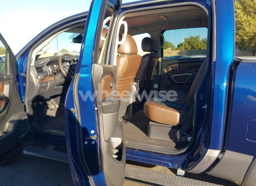 Photo 8 of 2017 Nissan Titan PLATINUM RESERVE (VIN 1N6AA1E59HN531365)