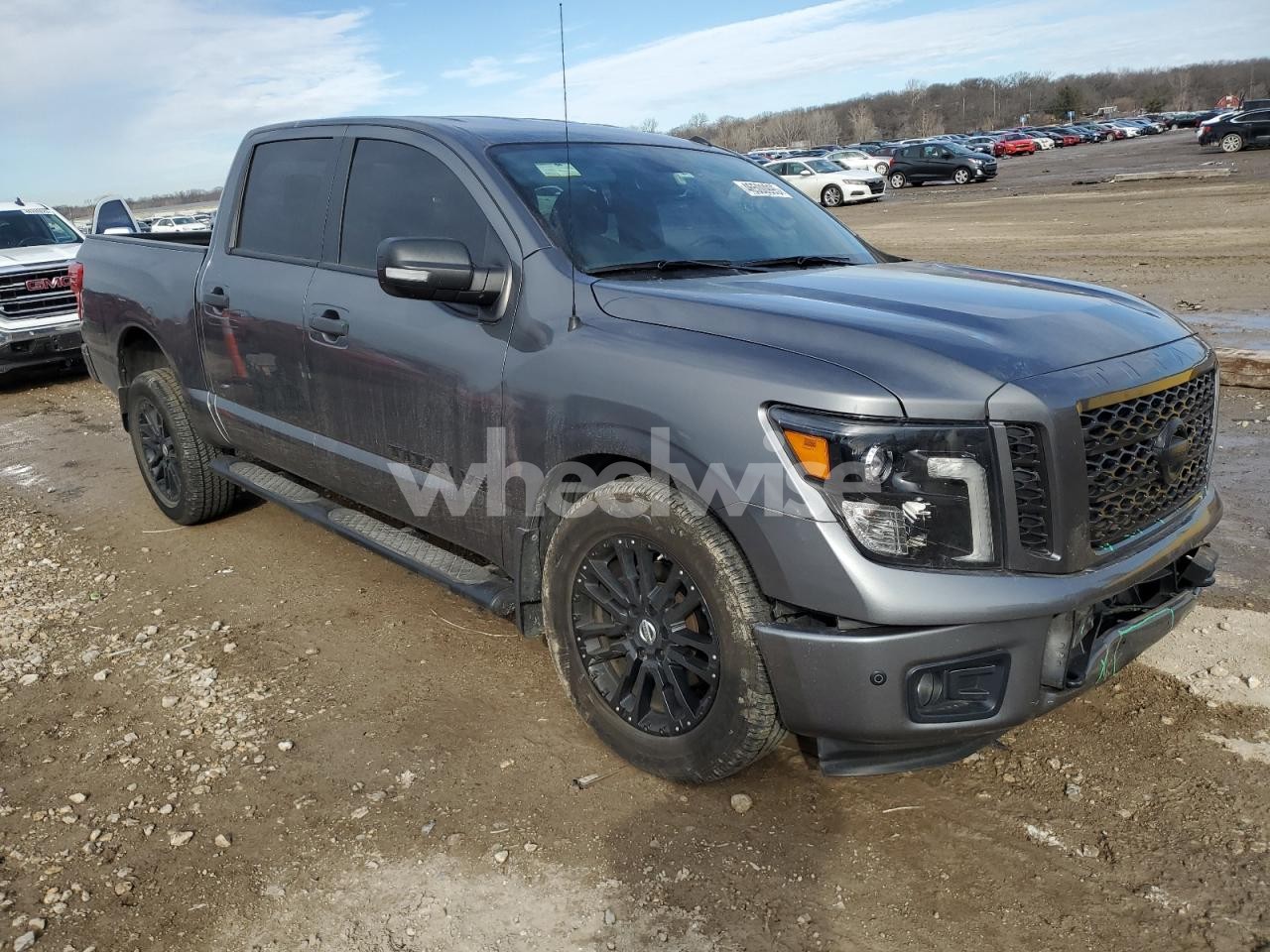 Photo 4 of 2018 NISSAN TITAN SV (VIN 1N6AA1E59JN551332)