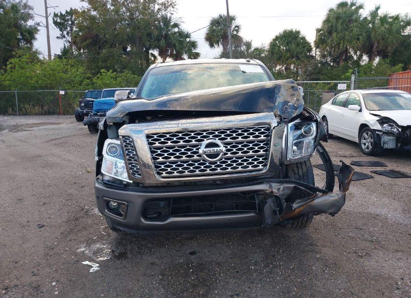 Photo 12 of 2019 Nissan Titan PLATINUM RESERVE (VIN 1N6AA1E5XKN516476)